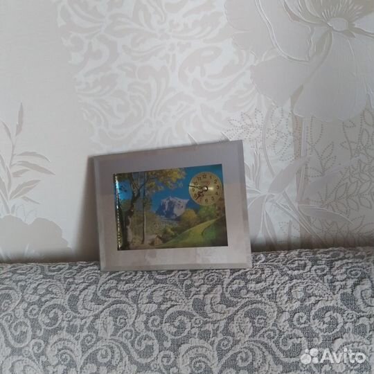 Часы картина