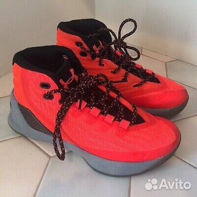 Кроссовки Under armour curry 3