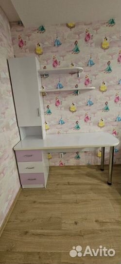 Школьный уголок