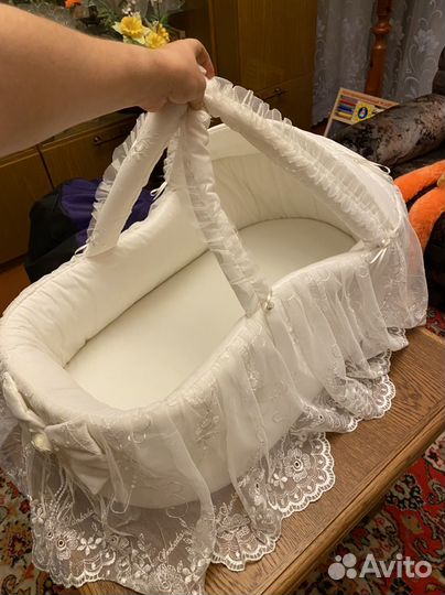 Корзина на выписку для новорожденного