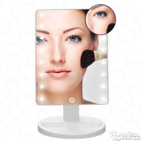 Сенсорное зеркало для макияжа с подсветкой