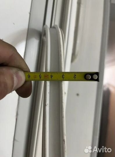 Уплотнитель для холодильника Бирюса-226с кшд280/95