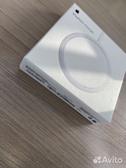 Зарядное устройство на iPhone
