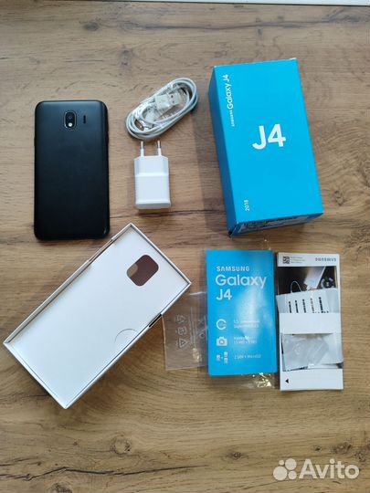 Samsung Galaxy J4 (2018), 3/32 ГБ
