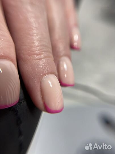 Мастер маникюра Виктория