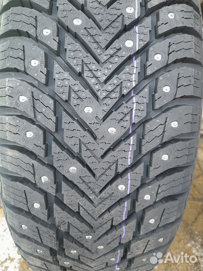 Nokian Tyres Hakkapeliitta 10p SUV 255/55 R20 110T