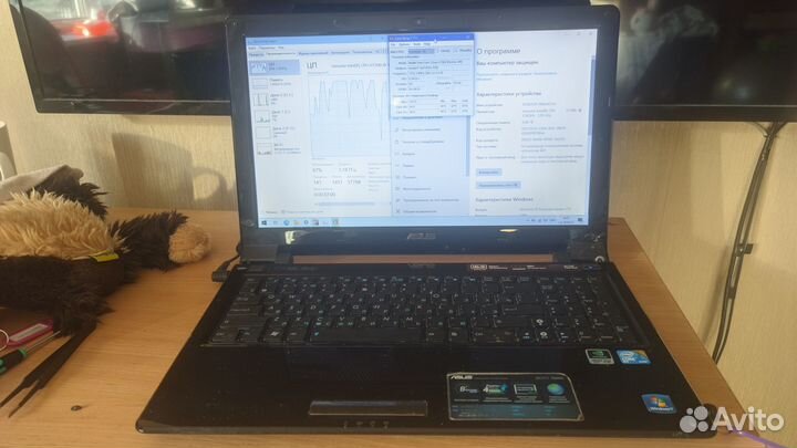 Asus UL50V (SU7300+SSD+HDD+6gb RAM+G210m)
