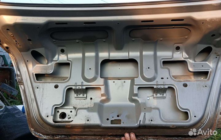 Крышка багажника chevrolet aveo