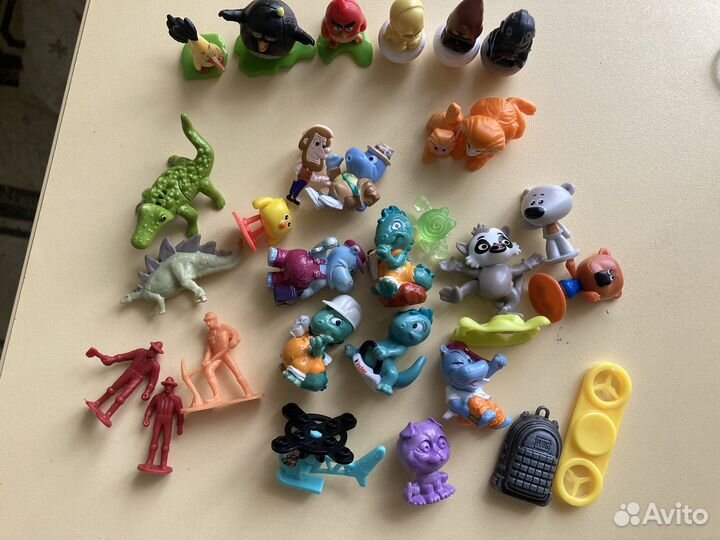 Жучки, миньоны,морские животные,игрушки из киндера