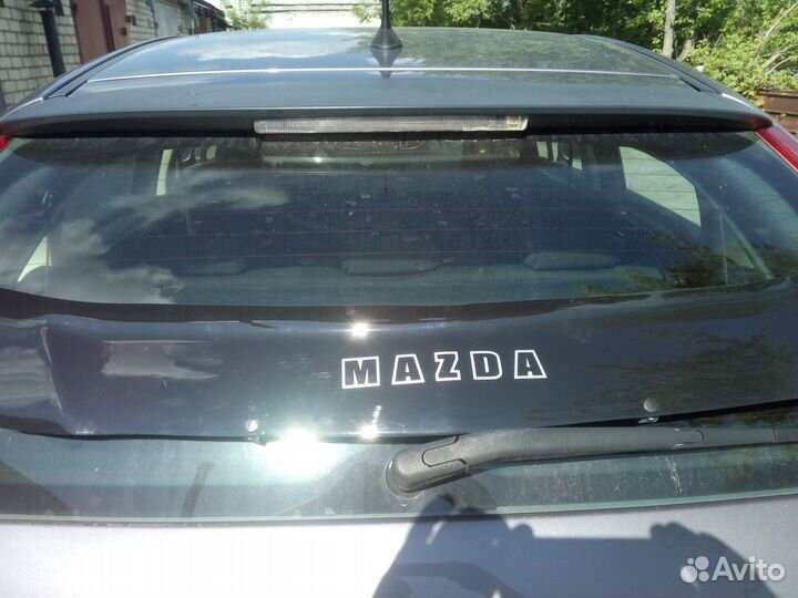 Мазда 626 2001г.в. Дефлектор на капот