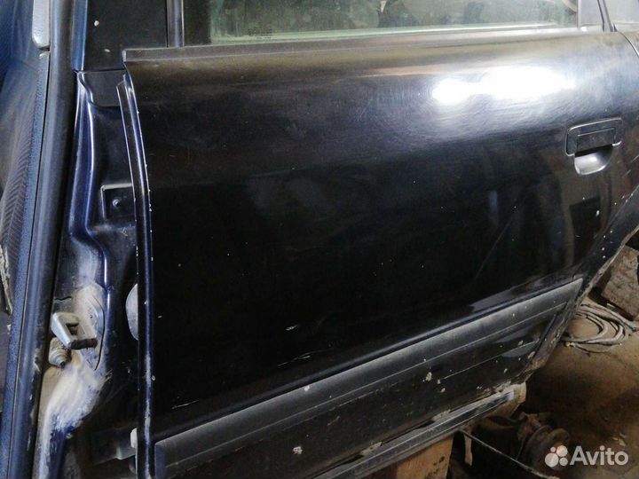Дверь задняя правая на audi 100 с4