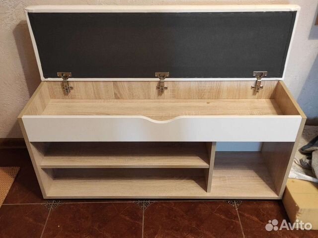 Тумба в коридор