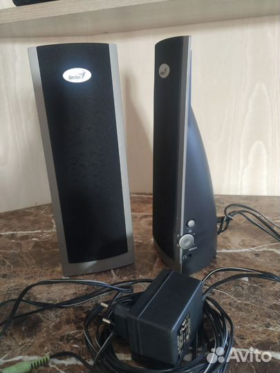 Компьютерные колонки Genius SP-J10
