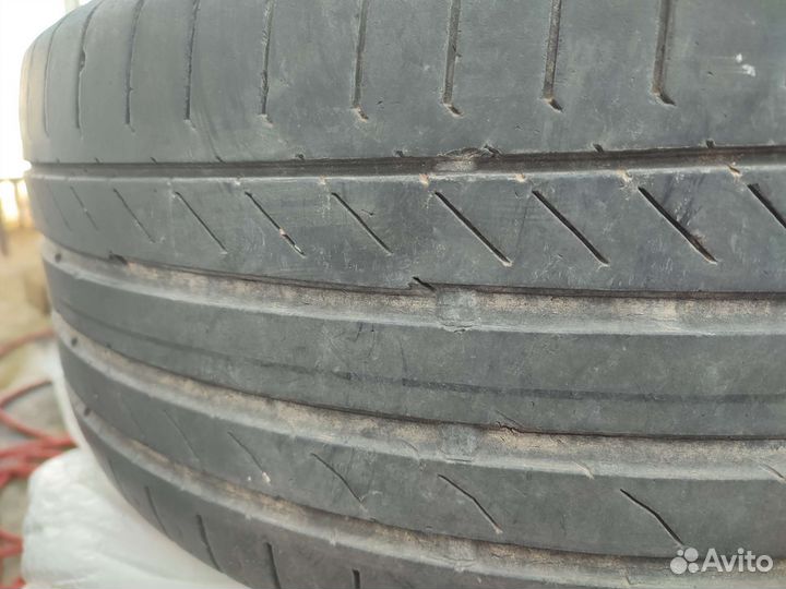 Continental ContiPremiumContact 5 SUV 235/45 R19