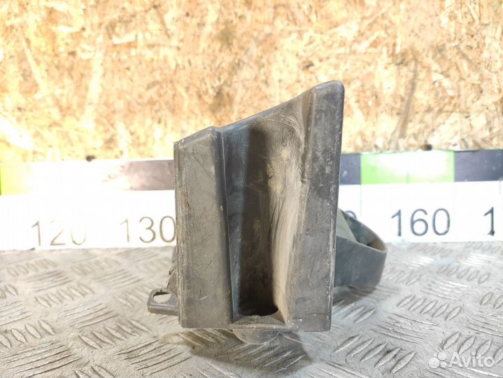 Кронштейн бампера заднего Citroen C4 2005-2011