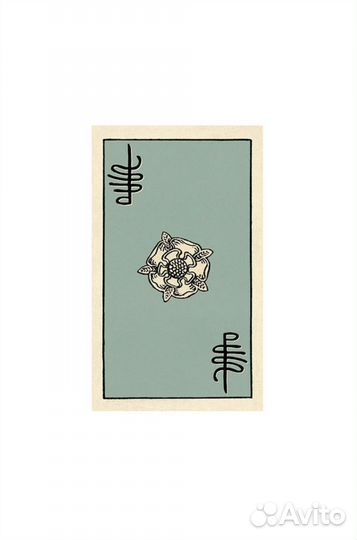 Таро Столетия Смита-Уэйта в жестяной банке