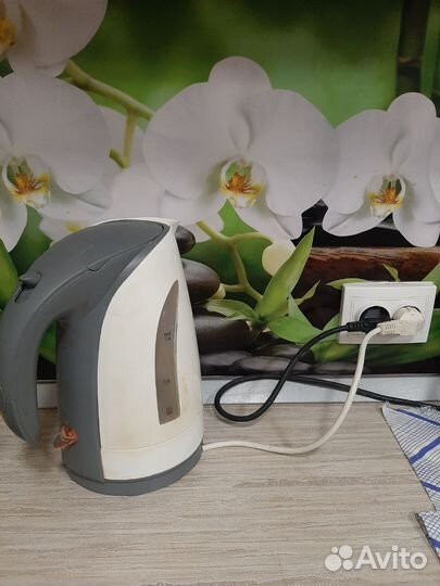 Чайник электрический бу