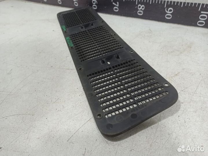 Решетка капота Мерседес