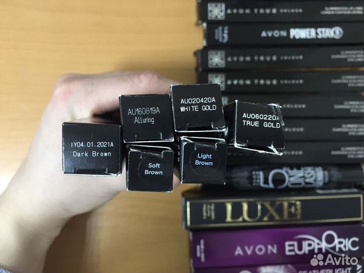 Декоративная косметика Avon