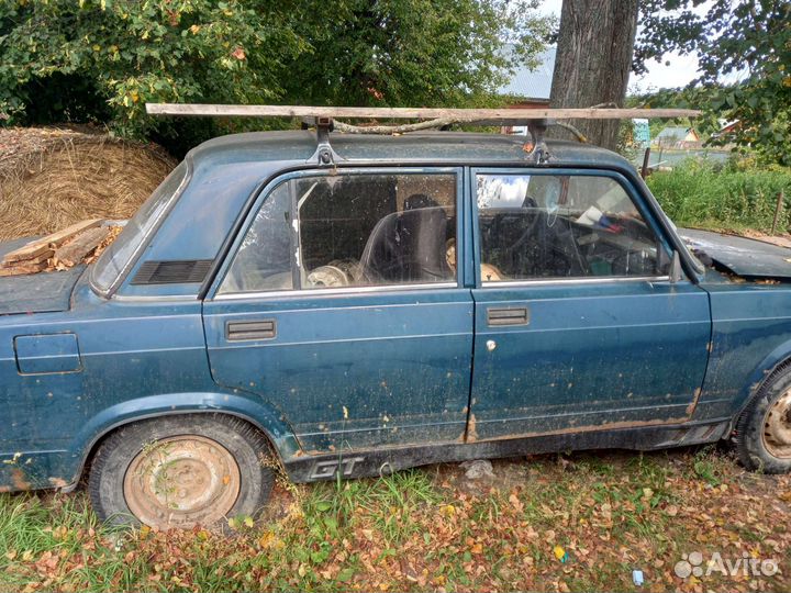 Продам авто на запчасти