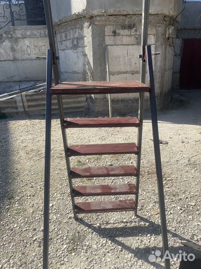 Лестница стремянка