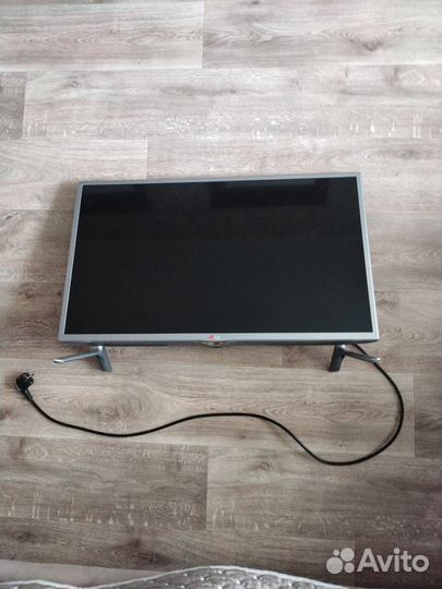 Телевизор lg SMART тв 32 дюйма