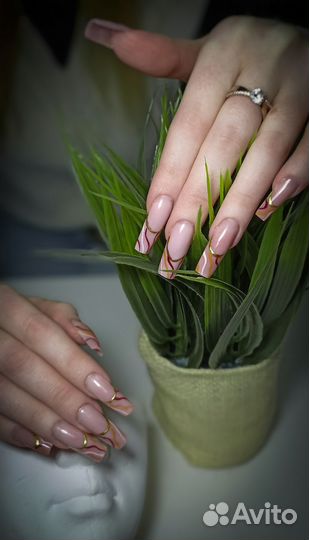 Маникюр, гель - лак, укрепление ногтей