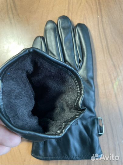 Кожаные перчатки, можно использовать телефон
