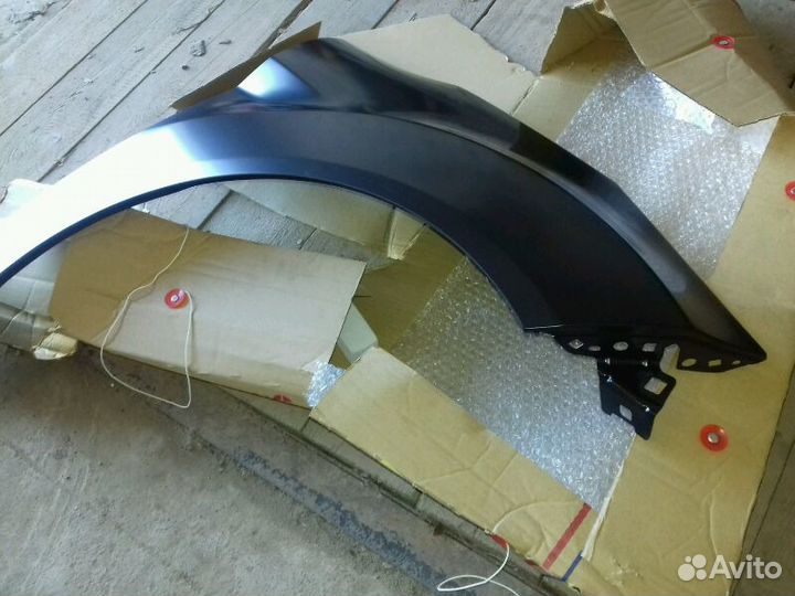 Крыло правое Fiesta 08- Тайвань