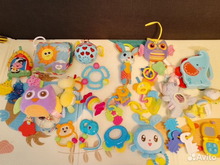 Погремушки для малыша