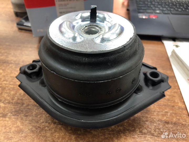Опора двигателя mercedes benz W164 M-klasse