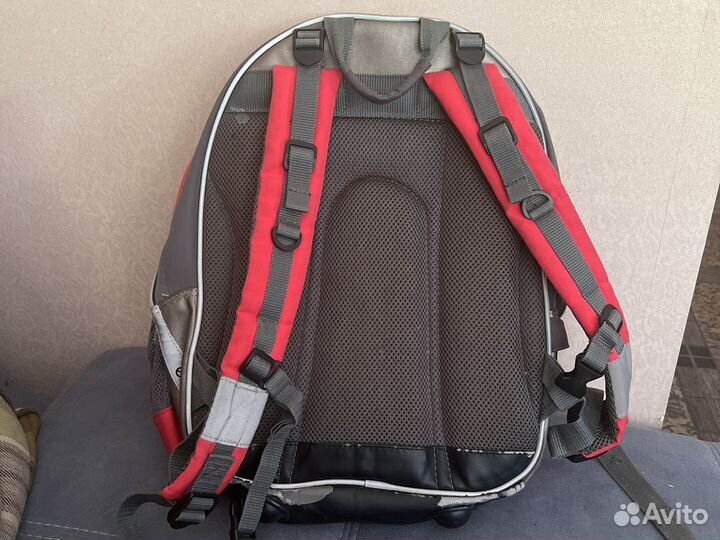 Рюкзак школьный
