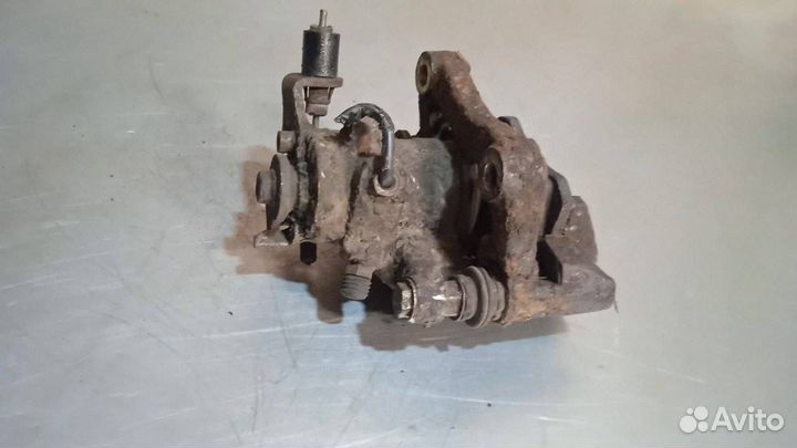 Суппорт тормозной задний правый Peugeot 307 2003