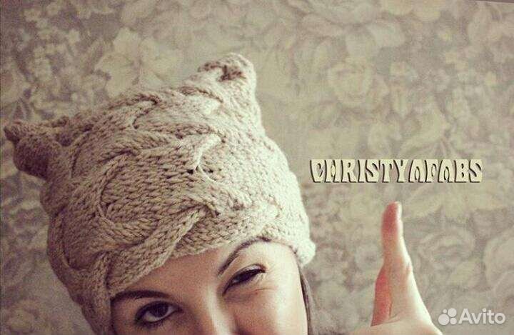 Вязаная шапка с ушками