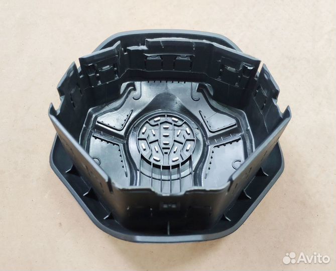 Накладка руля Volkswagen Tiguan 2 рестайлинг