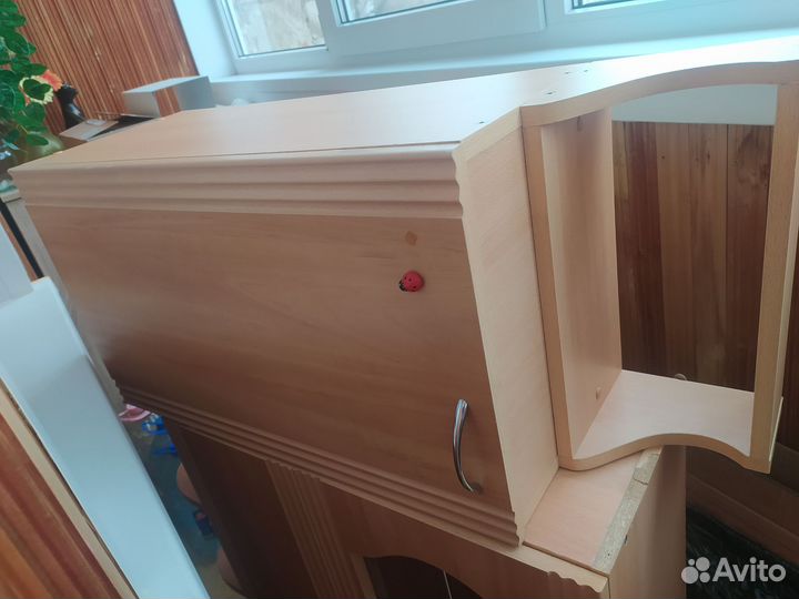 Кухонный навесной шкаф бу