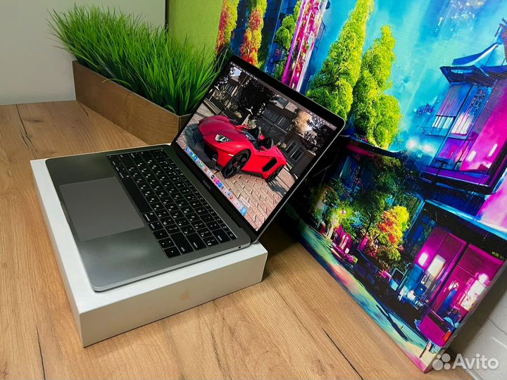 Macbook pro 13 2018 i5 8gb Рабочая лошадка