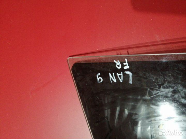 Стекло двери переднее левое Mitsubishi Lancer