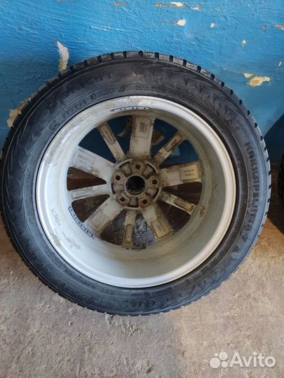 Nokian Tyres Hakkapeliitta 7 215/55 R17 98T