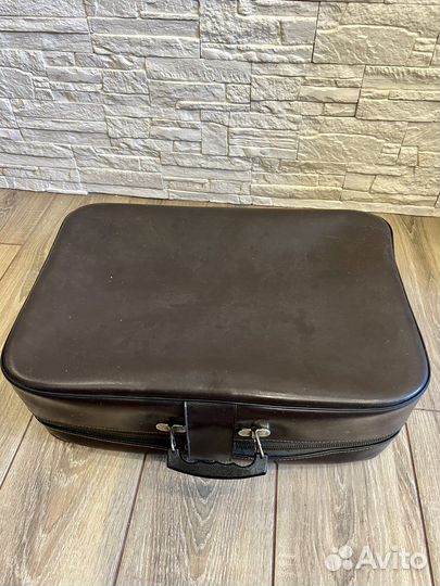 Чемодан коричневый кожаный СССР