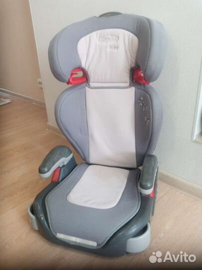 Детское кресло 15 - 36 кг graco junior
