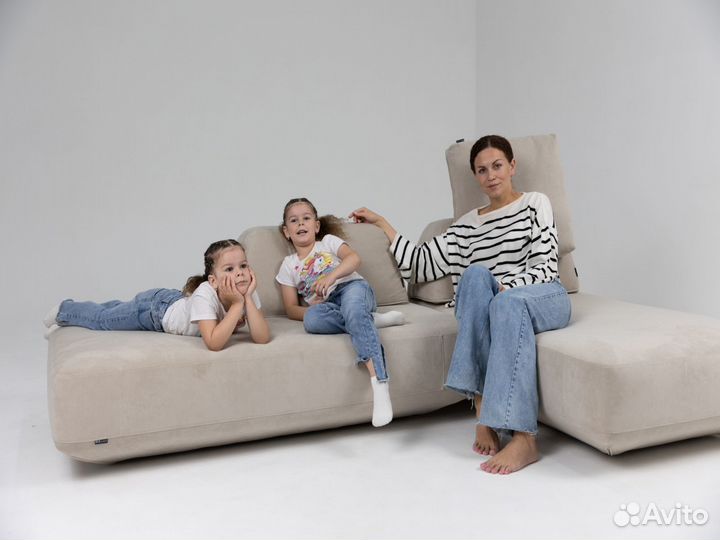 Диван со спальным местом 4400х1800 мм