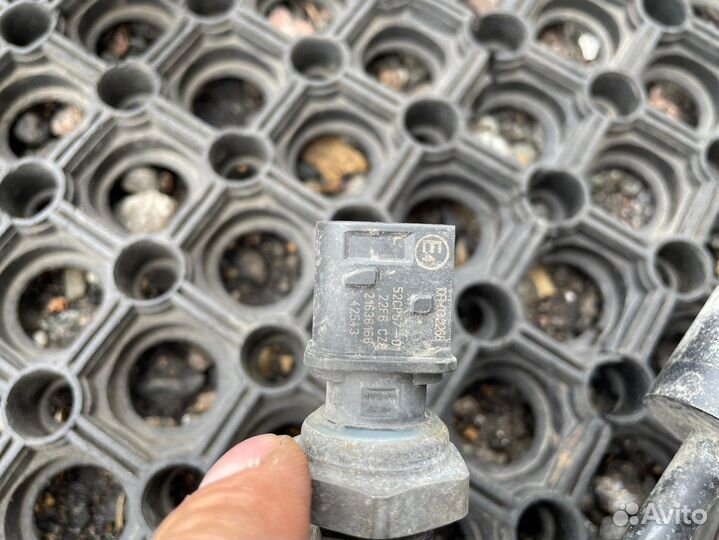 Трубка кондиционера 2016г. Renault T