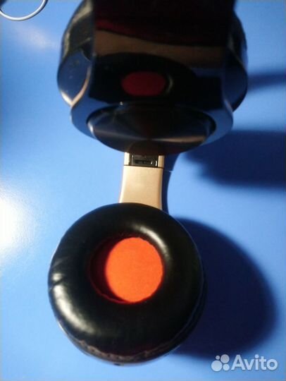 Беспроводные наушники