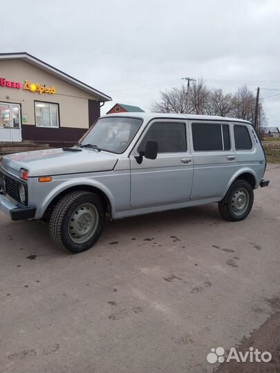 LADA 4x4 (Нива) 1.7 МТ, 2005, 145 000 км