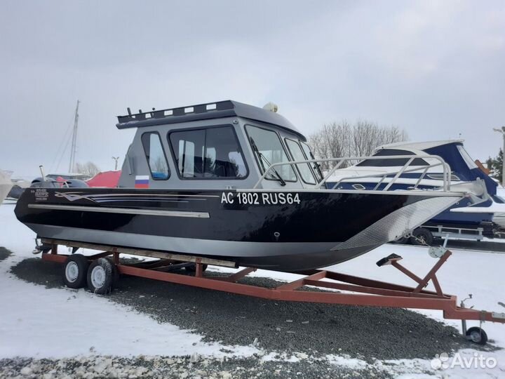 Катер River Hawk Ривер Хок 26 +2 Yamaha по 200 лс
