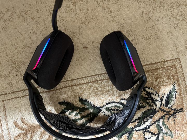 Беспроводные наушники logitech g733