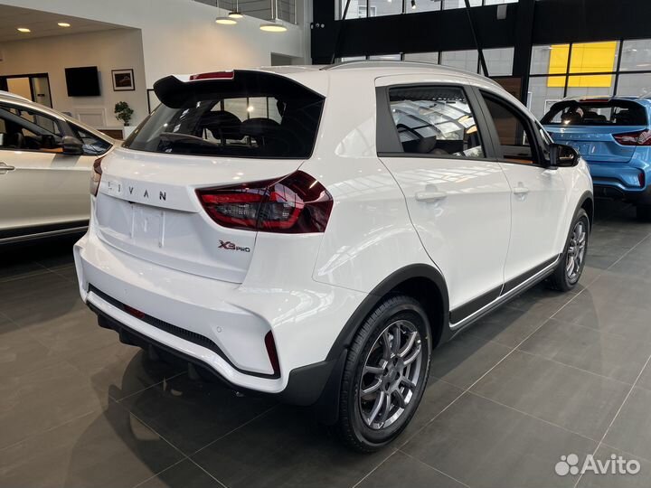 Livan X3 pro 1.5 CVT, 2023