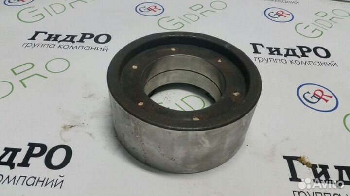 Ролик на автобетоносмеситель