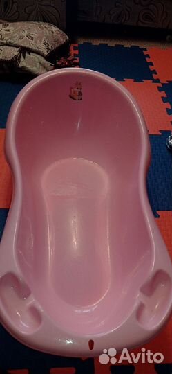 Ванночка для купания с горкой